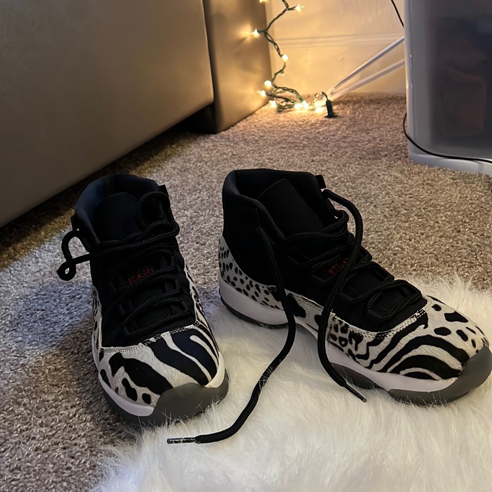 Animal Print Jordan size 9.5 W